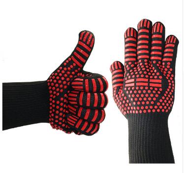 Extreme Heat BBQ Mitts - Barbecue Whizz...Watch My Smoke!